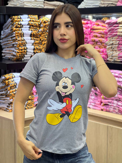 camiseta gris para dama manga corta - Mickey enamorado